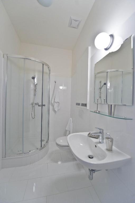 Debo Apartments Schoenbrunner Strasse - Contactless Check In 비엔나 객실 사진